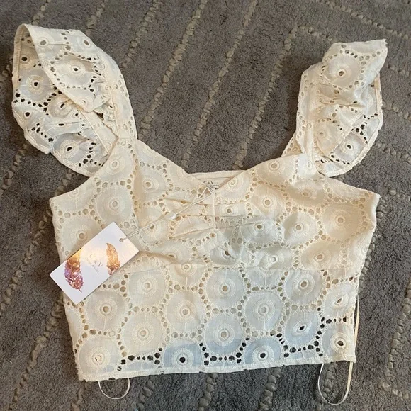 2 piece crochet lace shorts & top set juniors - Picture 2 of 4